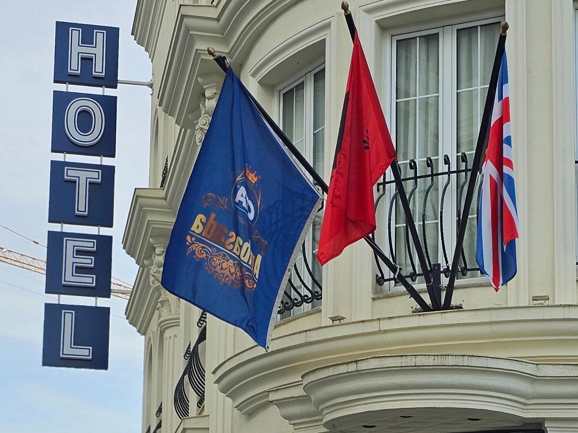 Hotel Ambasada Qta Patza-Kuqani 외부 사진
